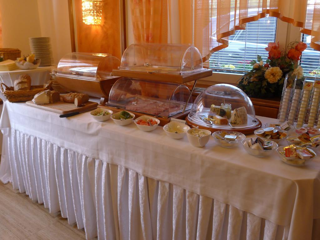 סנט פולטן Hotel Restaurant Boeck "Roter Hahn" מראה חיצוני תמונה